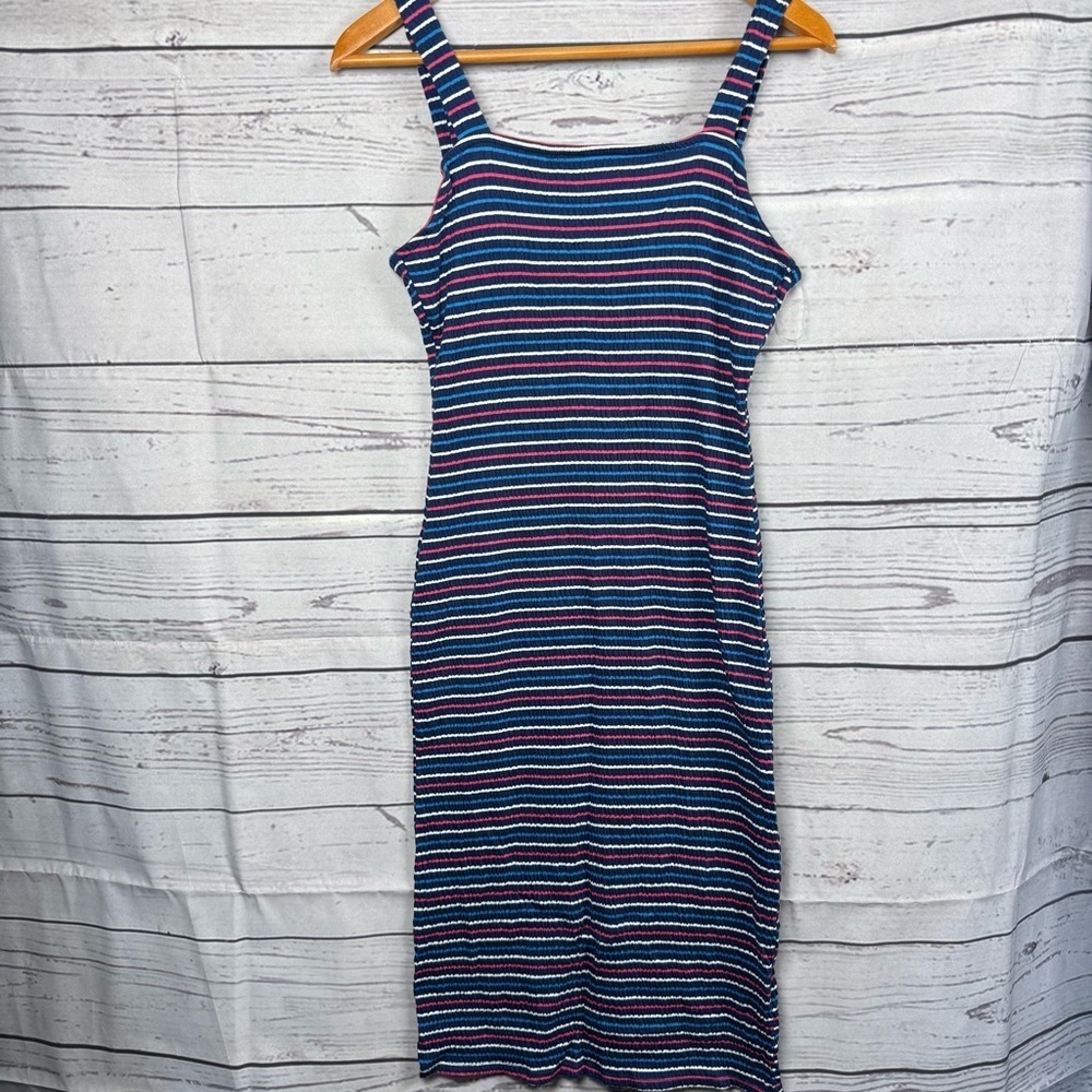 Ultra Flirt Midi Dress size M